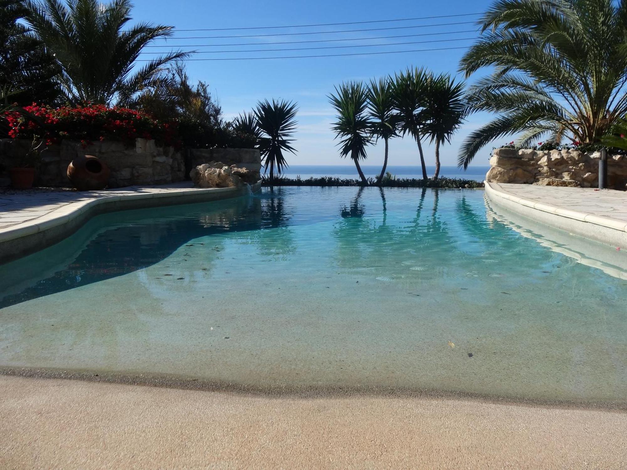 Adonia - Tj Villa